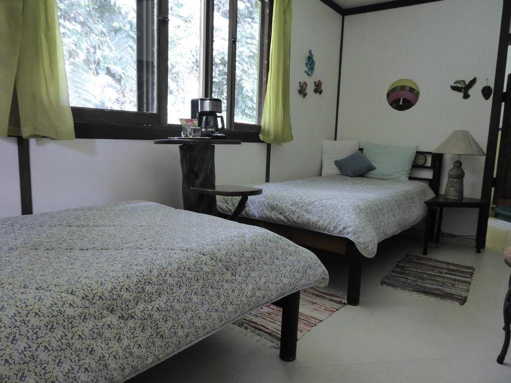 Lucky Bug Bed And Breakfast Nuevo Arenal Szoba fotó